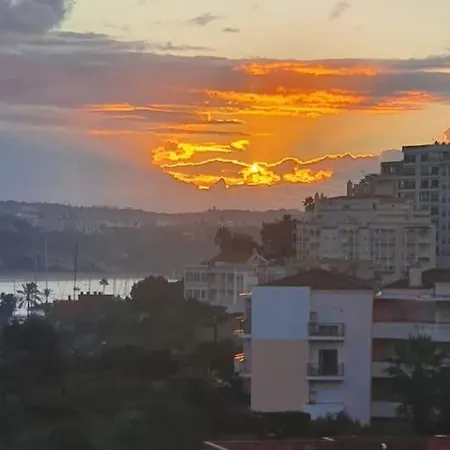 De Rêve à 4 Min De La *